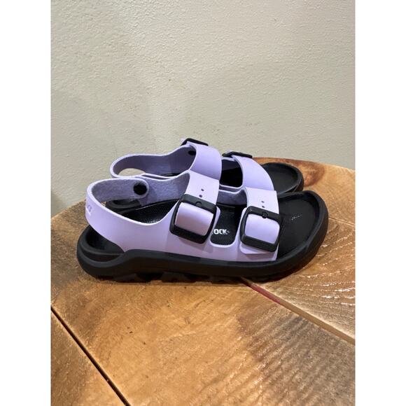 Birkenstock Other - Girls Birkenstock Kids Mogami sandals in Purple Fog size 2 narrow NEW narrow
